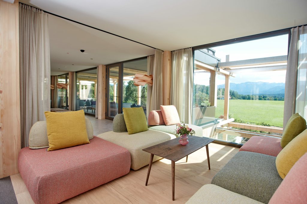 sofa Innova dans un lobby d'hotel
